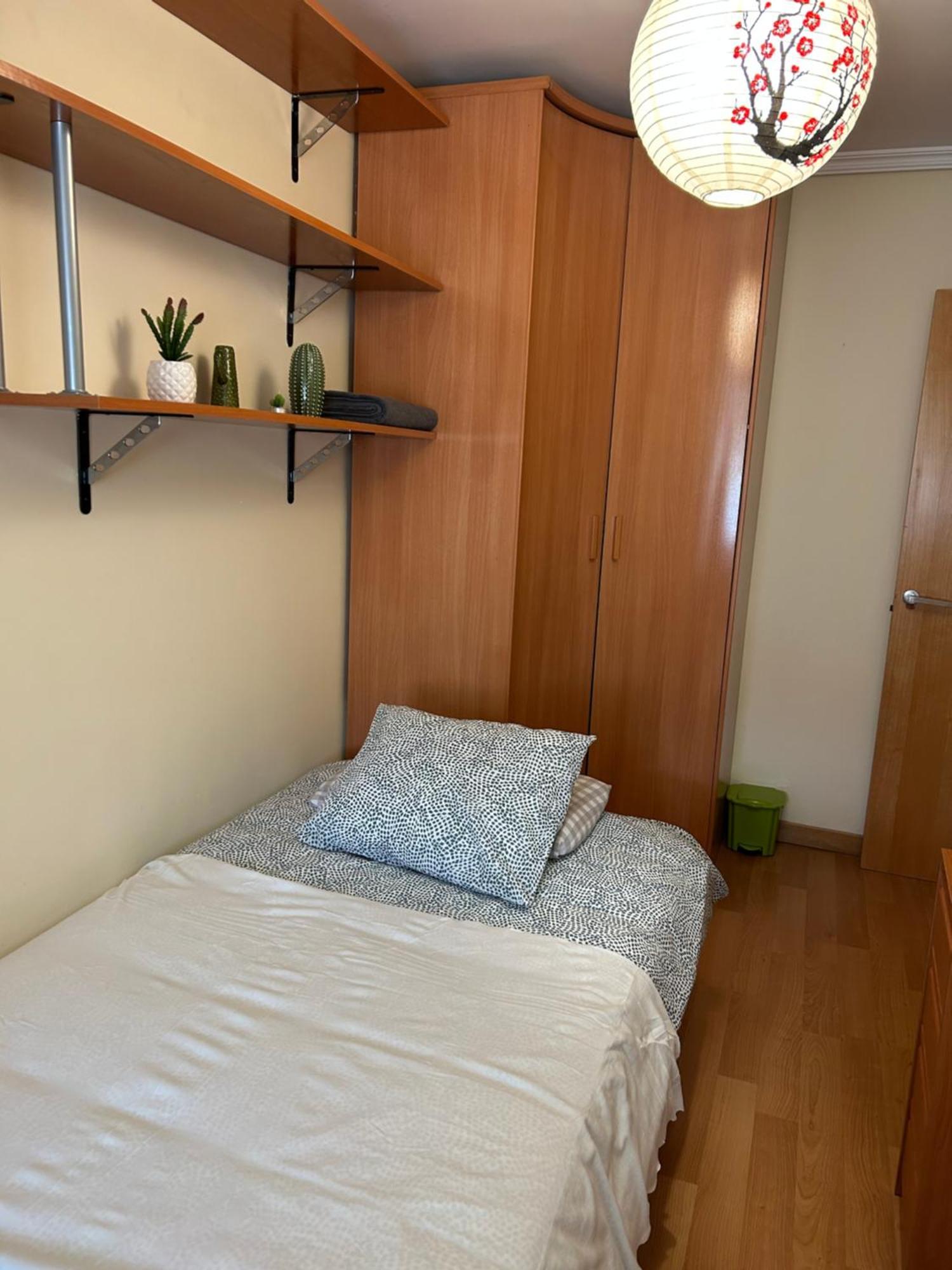 Comoda Habitacion Individual มาดริด ภายนอก รูปภาพ